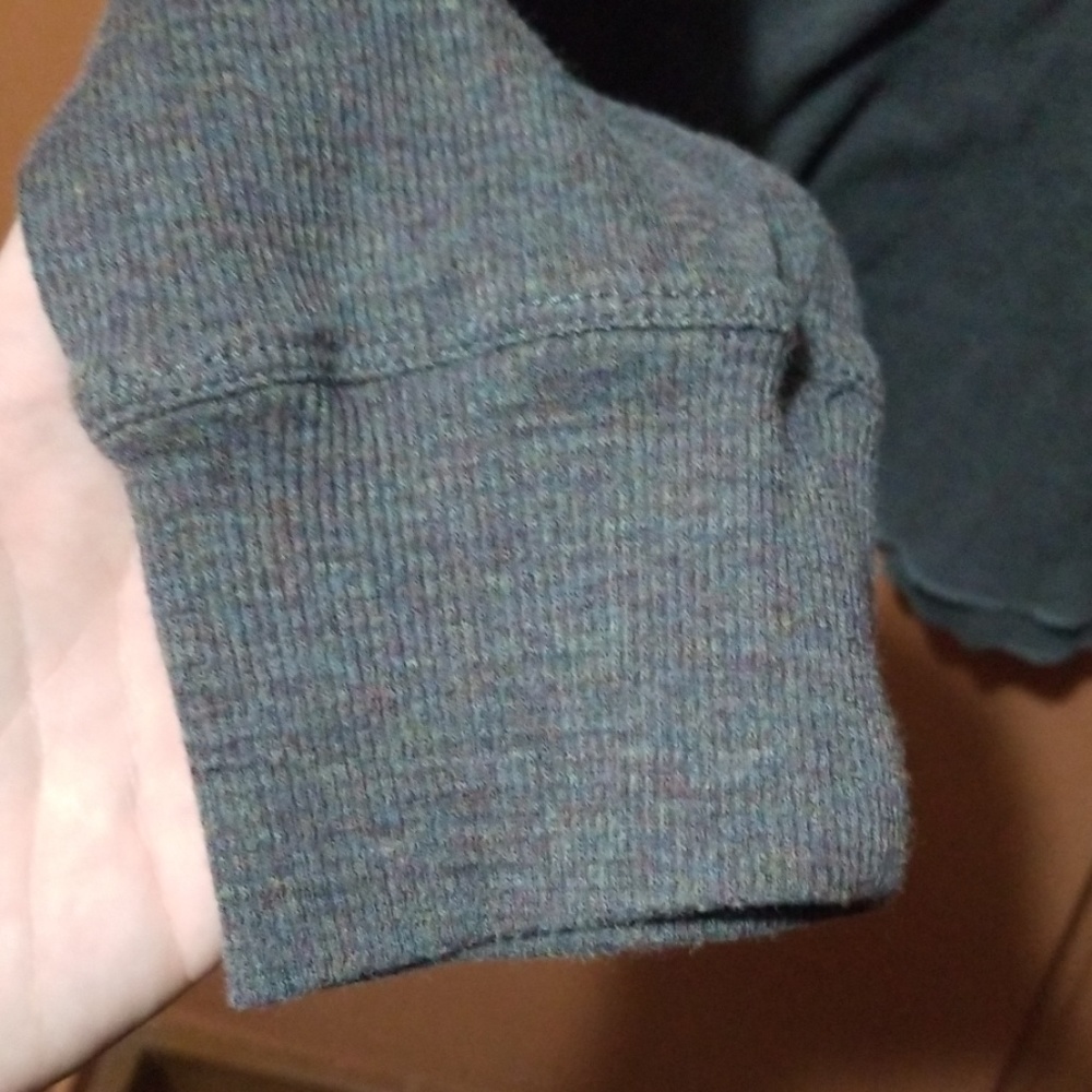 Shirt - Picture 5 of 5